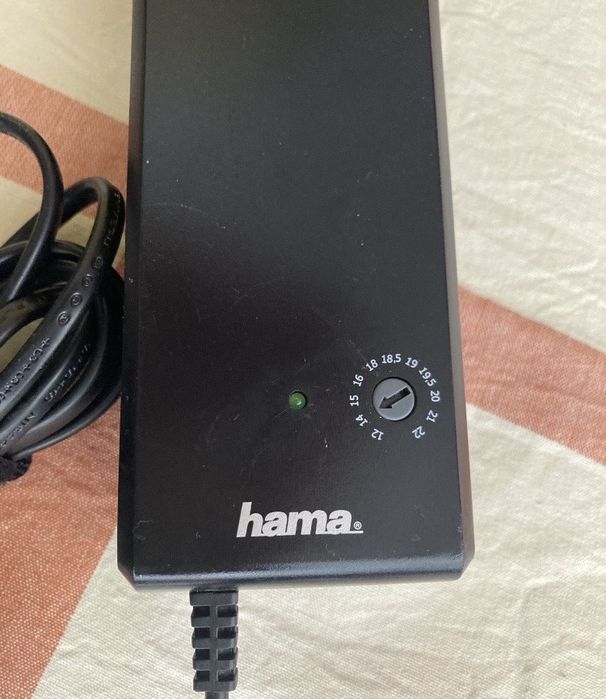 Alimemtator universal Notebook / adapter universal Laptop / transformator hama laptop