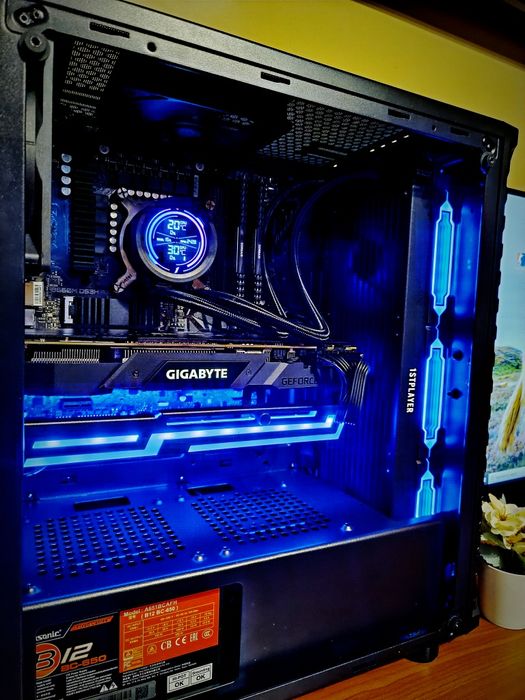 Pc Gaming i5-12600KF / RTX 2070 Gigabyte OC / 16GB RAM Corsair / WiFi