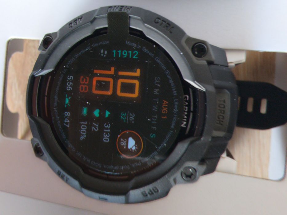 Garmin Instinct 3 AMOLED 45 mm – GPS Smartwatch
