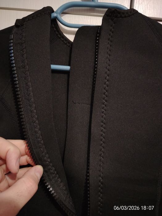 Детски неопрен за сърф