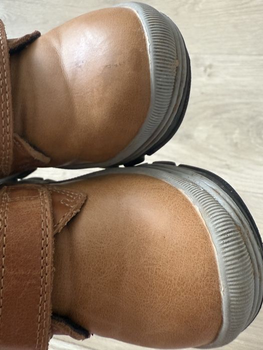 Продам демисезонные ботинки