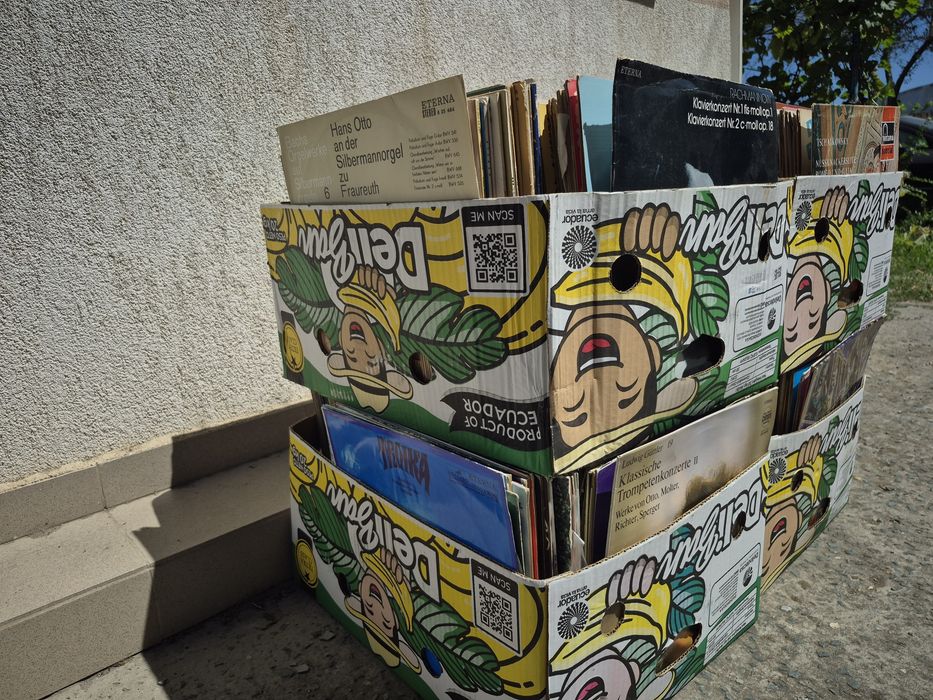 Vând 100 Discuri Vinil colectie muzica clasica mixta Artiști celebrii