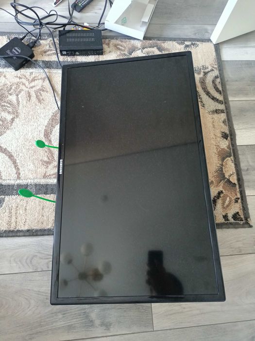 Телевизор SAMSUNG