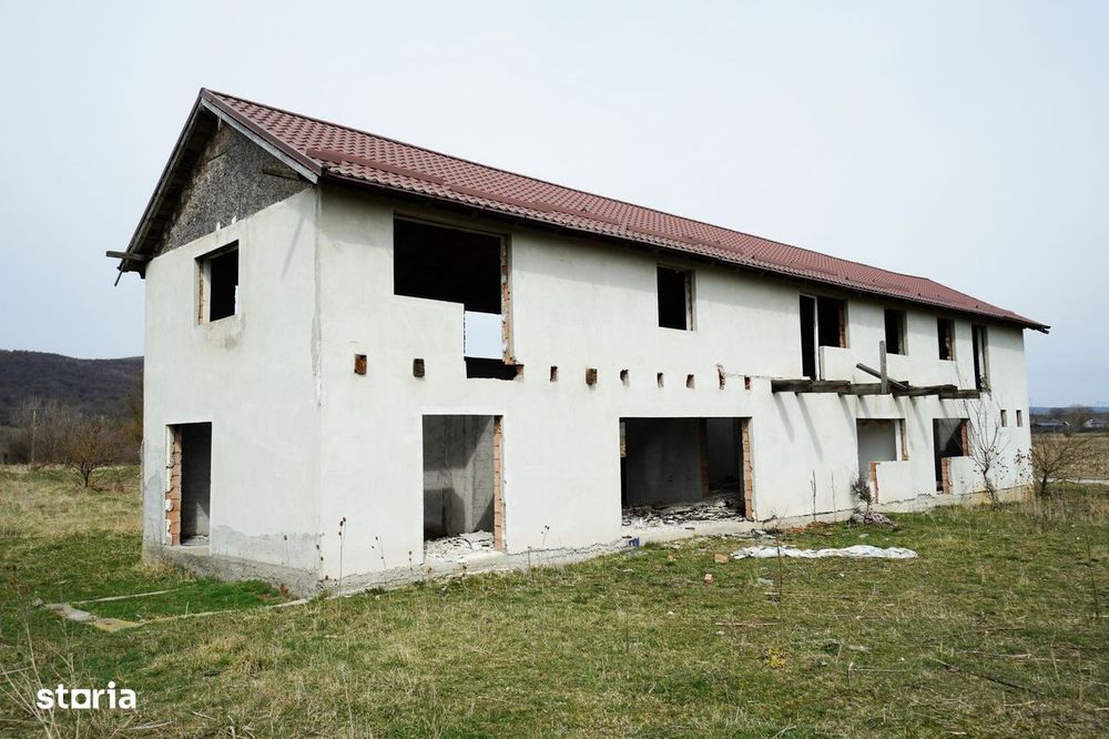 Investitie! Imobil in Podul Olt, 332mp si teren 1271mp