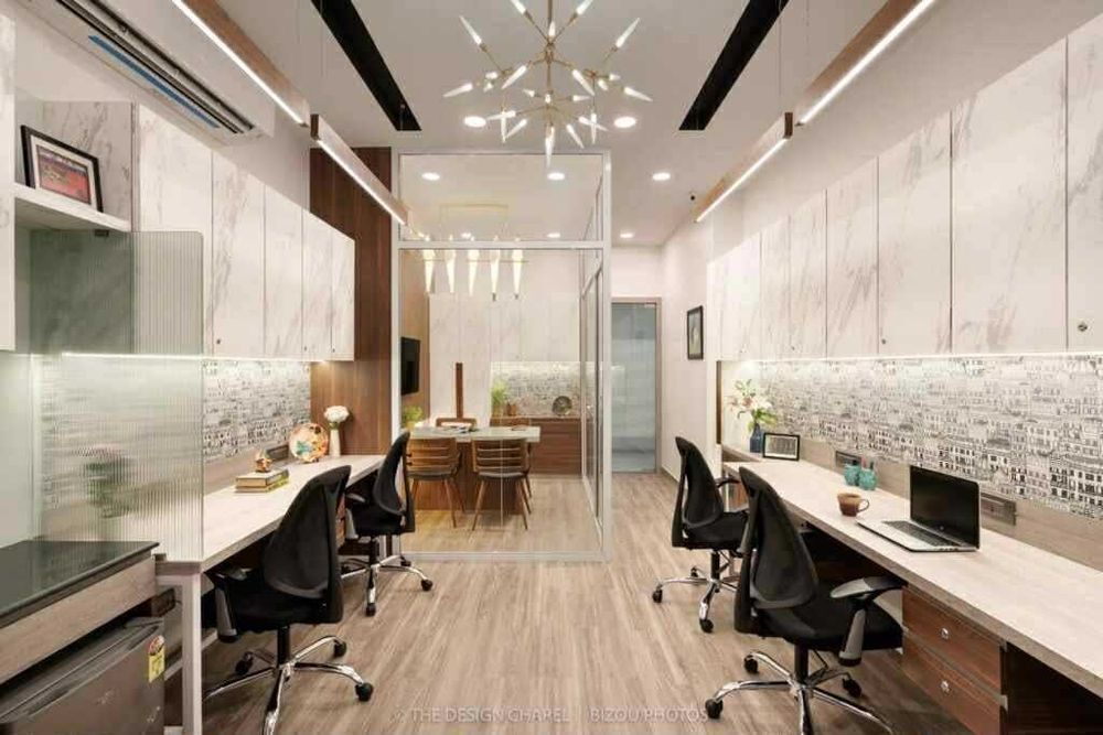 Дава се под наем Офис в София, Младост 4 - 300 кв.м за 2000 € - Снимка #1