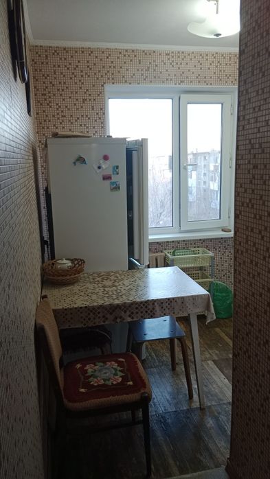 Продам 2х.ком. кв.полностью мебелированна