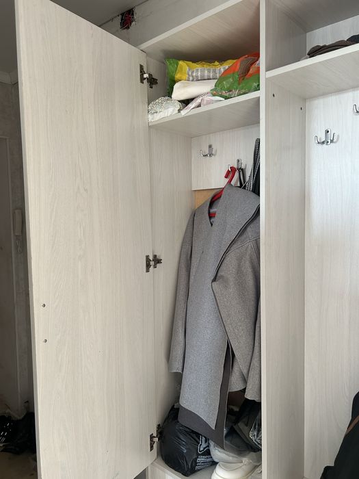 СРОЧНО продам прихожую