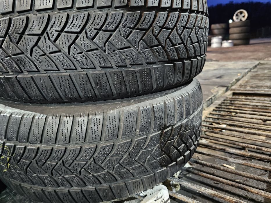 215 60 R 16 Dunlop iarna