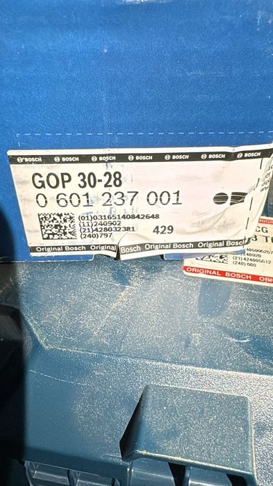 Multi-cutter Bosch GOP 30-28, 300W, 20000 rpm, sigilat