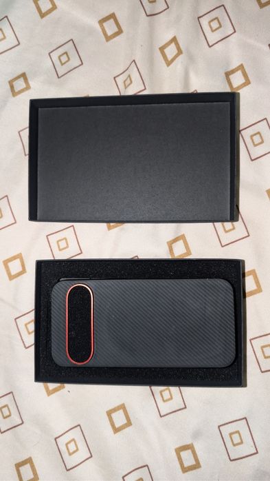 карбоновый чехол для Google pixel 9,  9pro