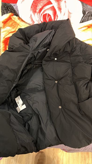 Продам пуховик женский