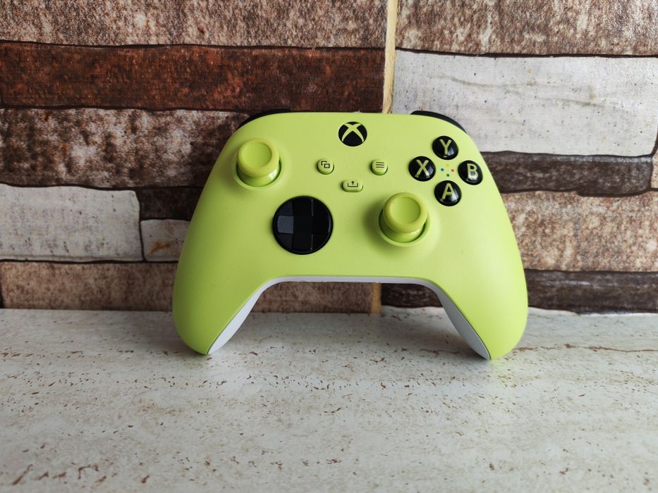 Controllere / maneta Xbox Series X/S/PC nou