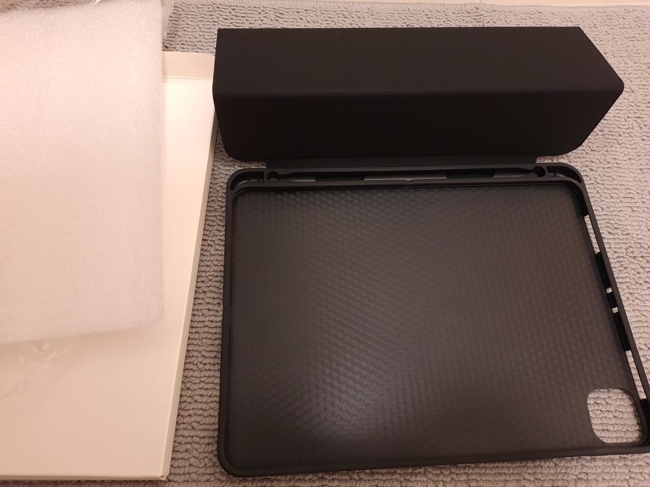 Husa Apple Ipad Pro 11