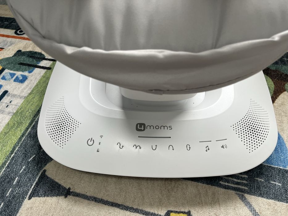 Електрическа бебешка люлка 4moms mamaRoo 5.0, сива