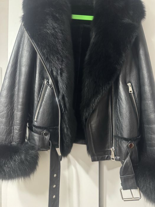 Дешево!Натуральная дубленка