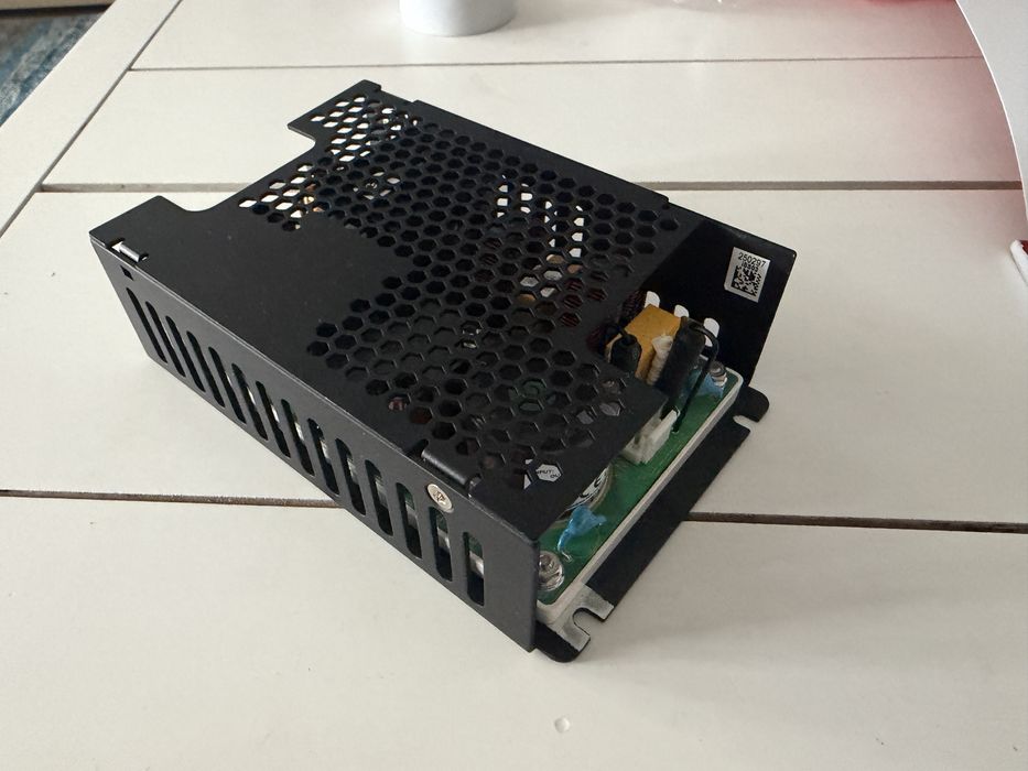 Sursă TDK-Lambda LED CUS400M-12 – 12V 33A (400W) – NOUĂ