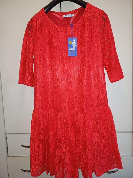 Продам новое платье