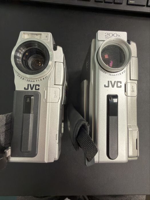 JVC Video камери пълен сет