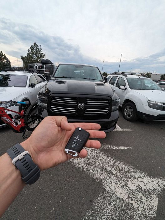 Deblocari auto Pierdut cheie masina Duplicare chei auto Lexus Toyota