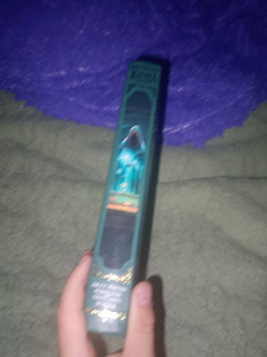 Продам книжку хорошая