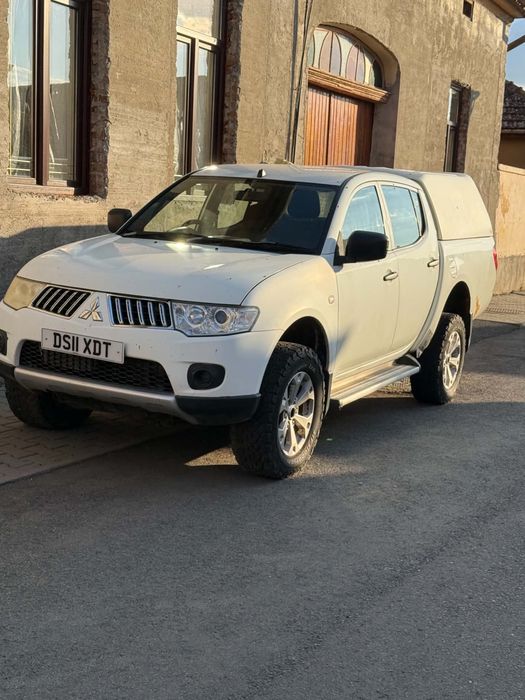 Mitsubishi L200 2011 136cp
