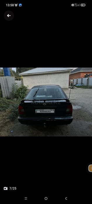 Nissan Primera P10