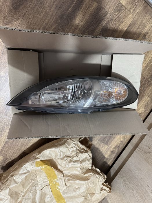 Передние фары Gentra