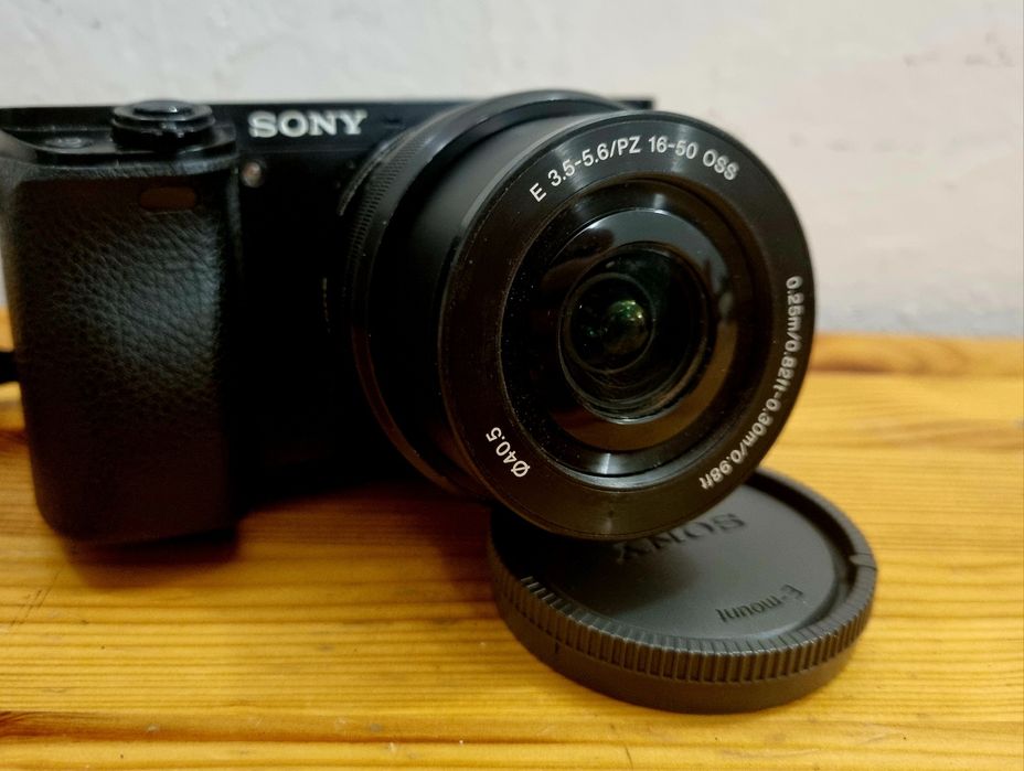 Obiectiv Sony 16-50mm