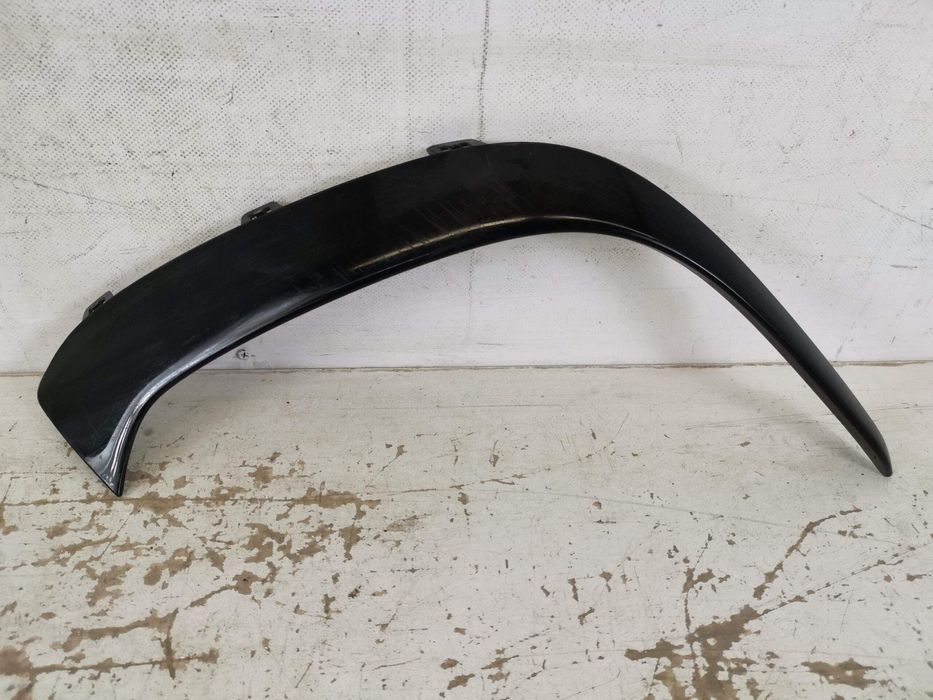 Декоративен Елемент Предна Броня Дясна Страна Мерцедес-Бенц ГЛЕ-Клас /