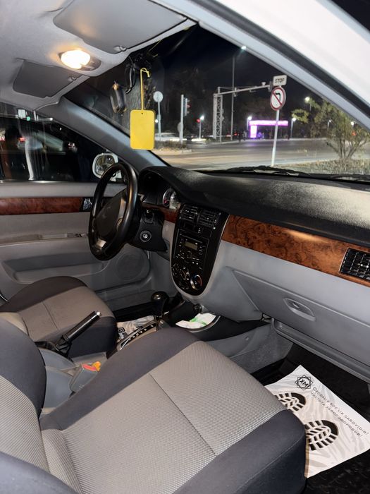 Lacetti 2013. Avtomat