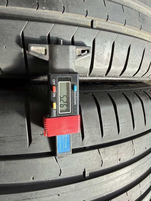 2x Anvelope Vara 225/50 R18 -  Pirelli  P Zero PZ4 cu steluta BMW