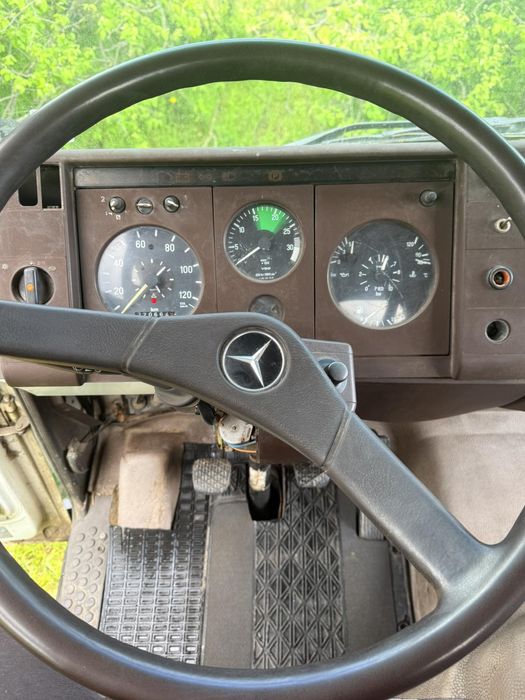 Мерцедес 709 самосвал