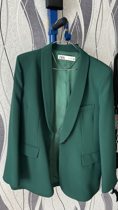 Продам ZARA пиджак XL