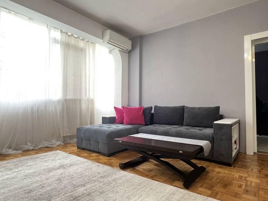 Тристаен апартамент под наем в ж.к. Красна поляна 2, 2214746