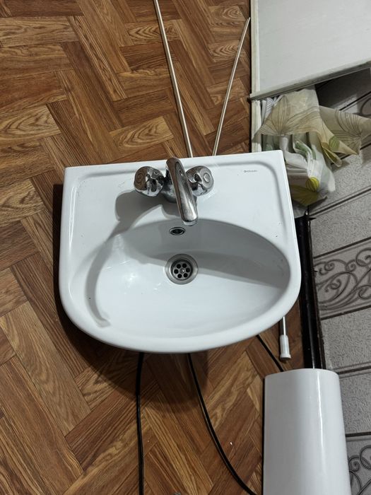 Продаётся качественная б/у раковина.