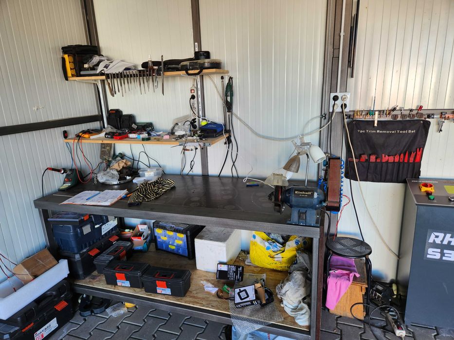 inchiriez garaj  pt diferite reparatii