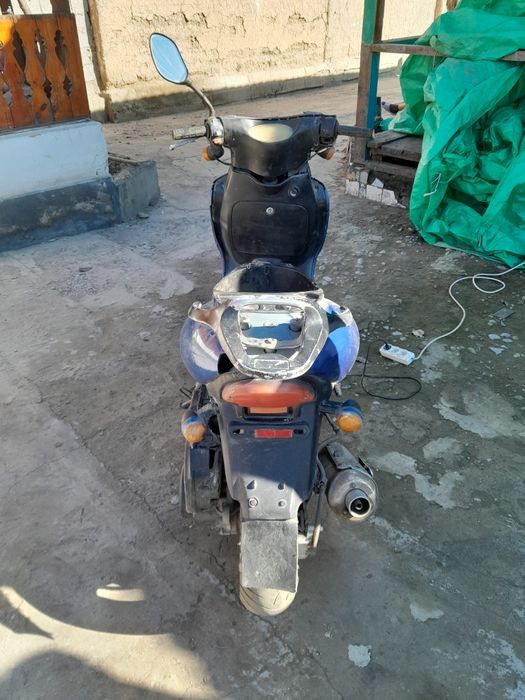 Мопед скутер находу