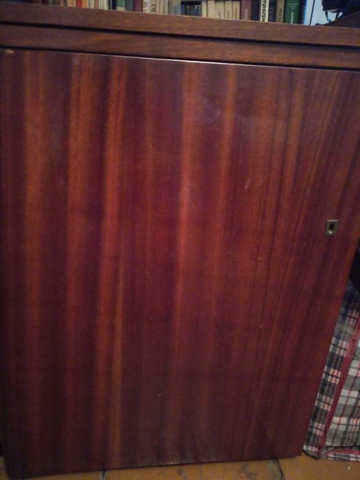 Продам швейную машину