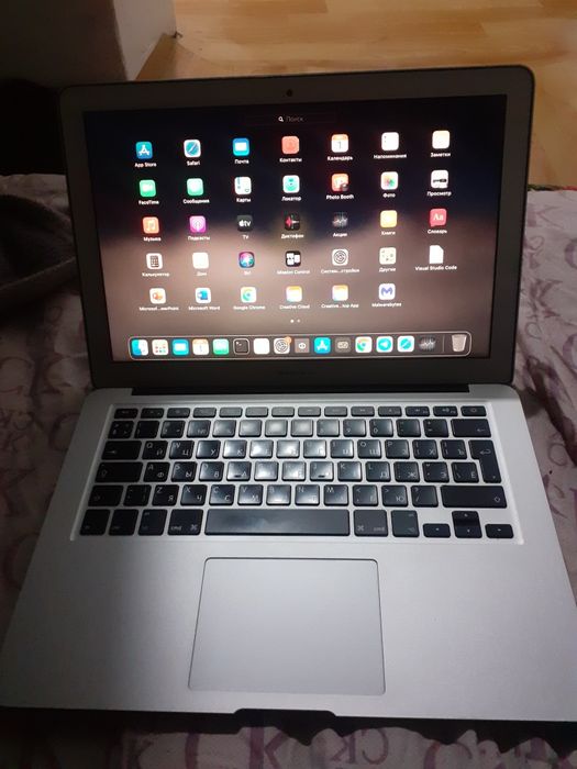Продам MacBook Air 13