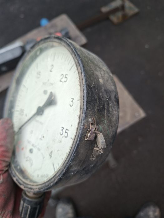Манометр советский обм1-160