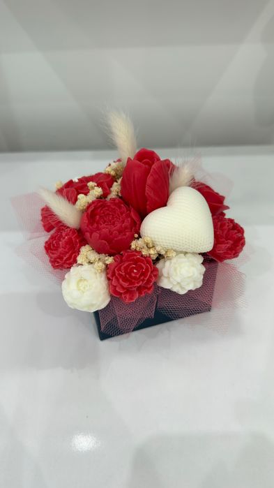 Ароматни букети от соеви свещи