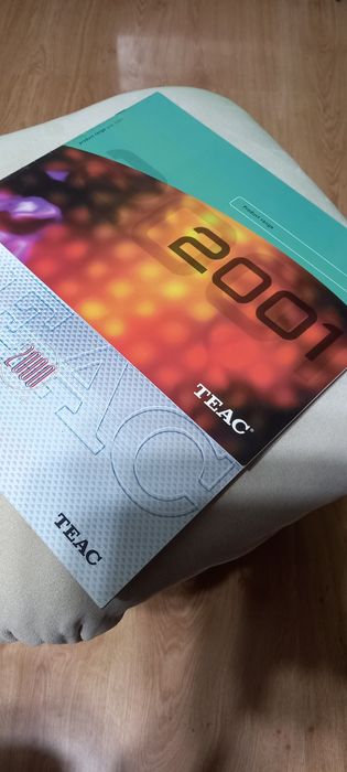 Каталози на TEAC ,PHILIPS, JAMO ,SANSUI  общо 9 бр.