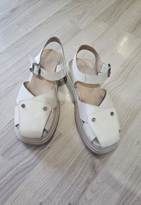 Сандалии женские Magza