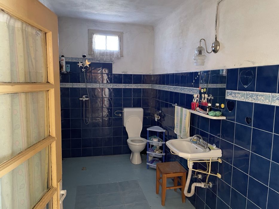 Casa de vanzare locuibila in satul Lapusnicel, jud. Caras Severin