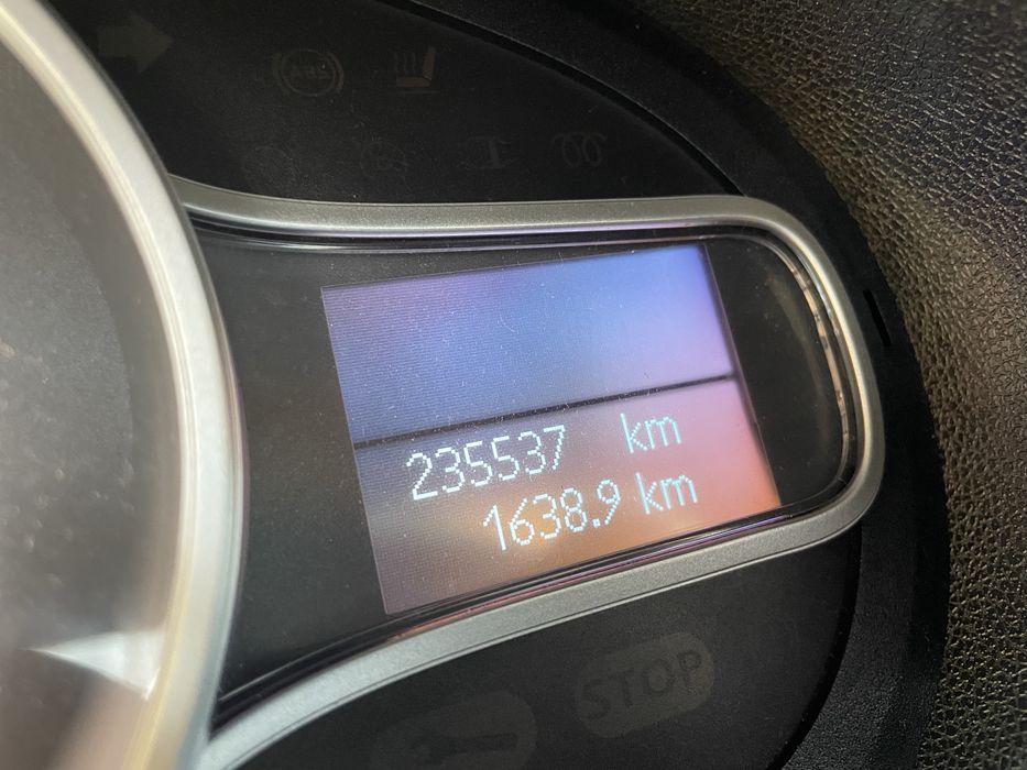 RENAULT Megane 2010 — imagine 3