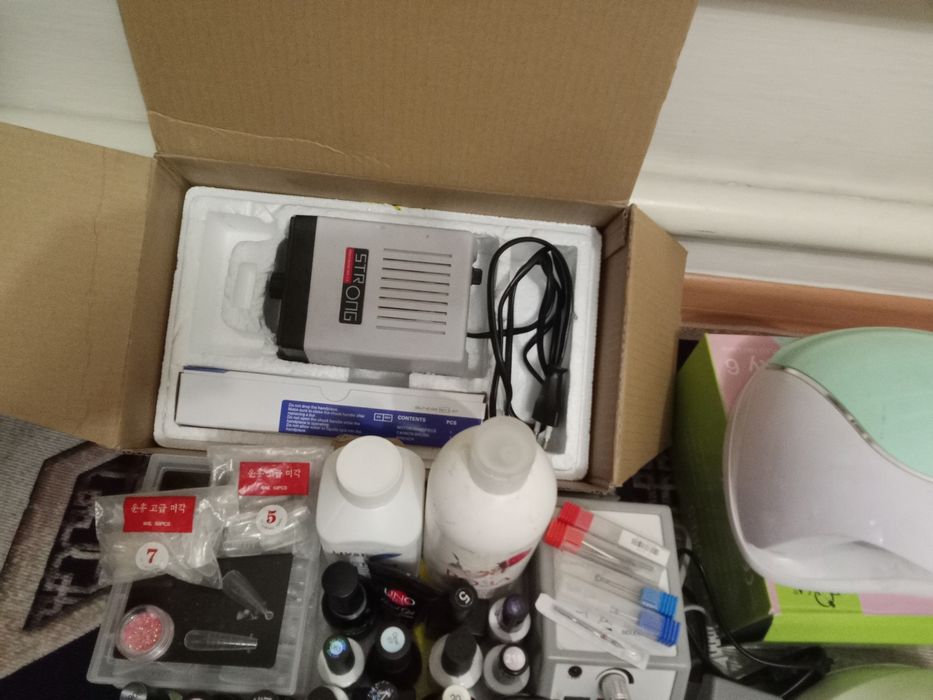 Продам всё для маникюра