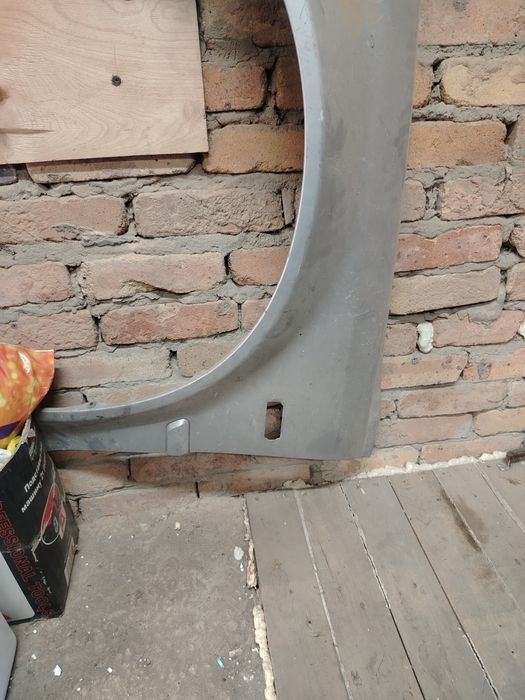 Продам крылья передние