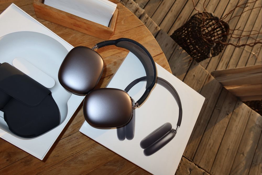 Продам Airpods Max
