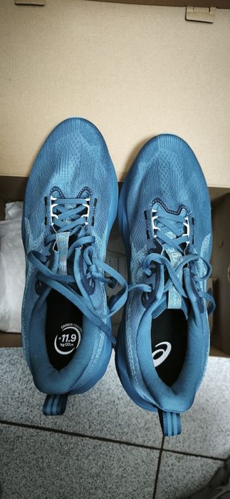 Маратонки Asics Novablast 5