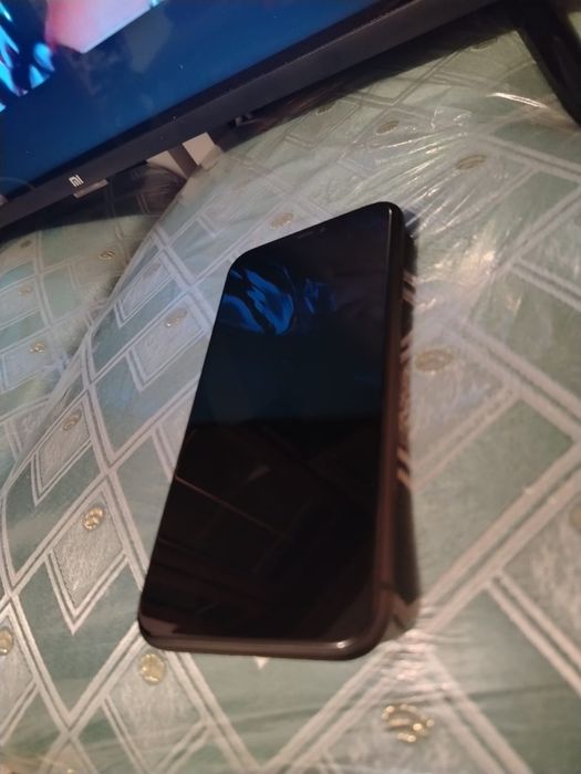 Iphone 11  срочно